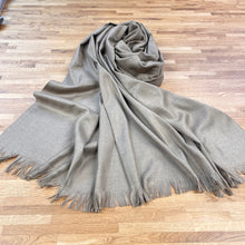  Men’s Light Brown Shawl Lohi