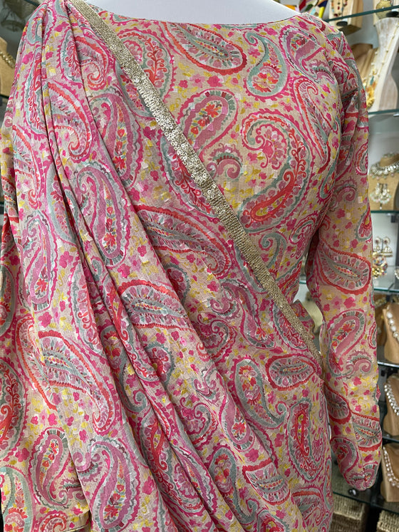 Printed Gararah Suit with Pallu Pink